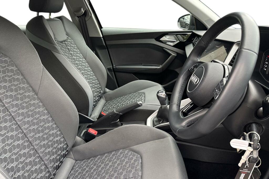 Audi A1 Black Edition 30 Tfsi 110 Ps 6-Speed Grey #14