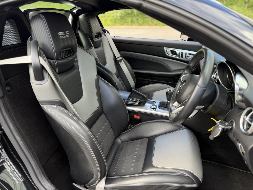 Mercedes-Benz SLC 200 Final Edition Black #33