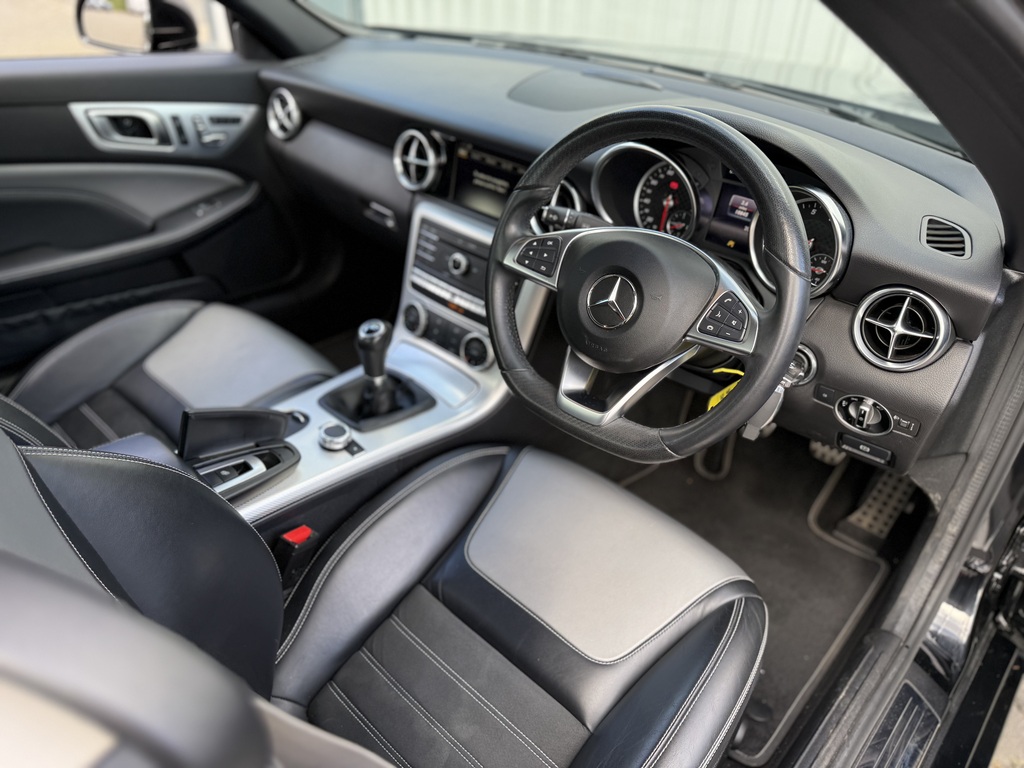 Mercedes-Benz SLC 200 Final Edition Black #29