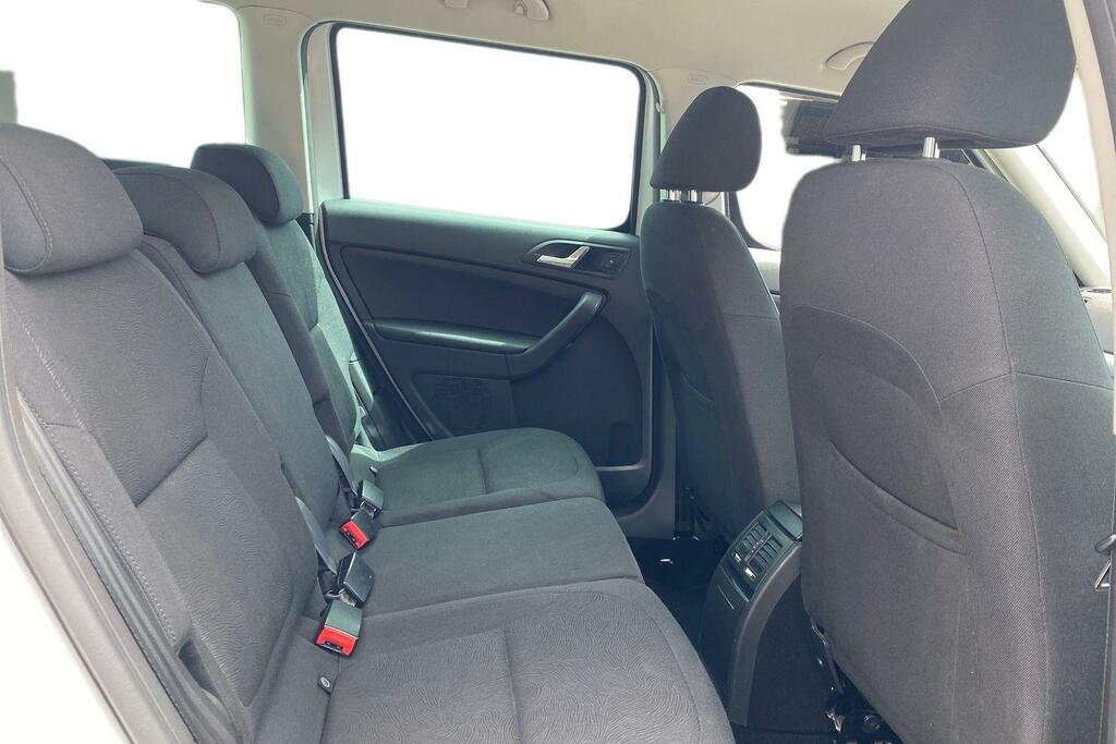 Skoda Yeti Hatchback White #12