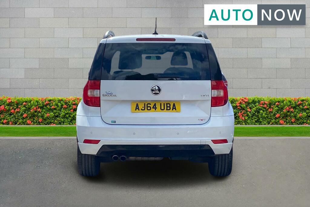 Skoda Yeti Hatchback White #7
