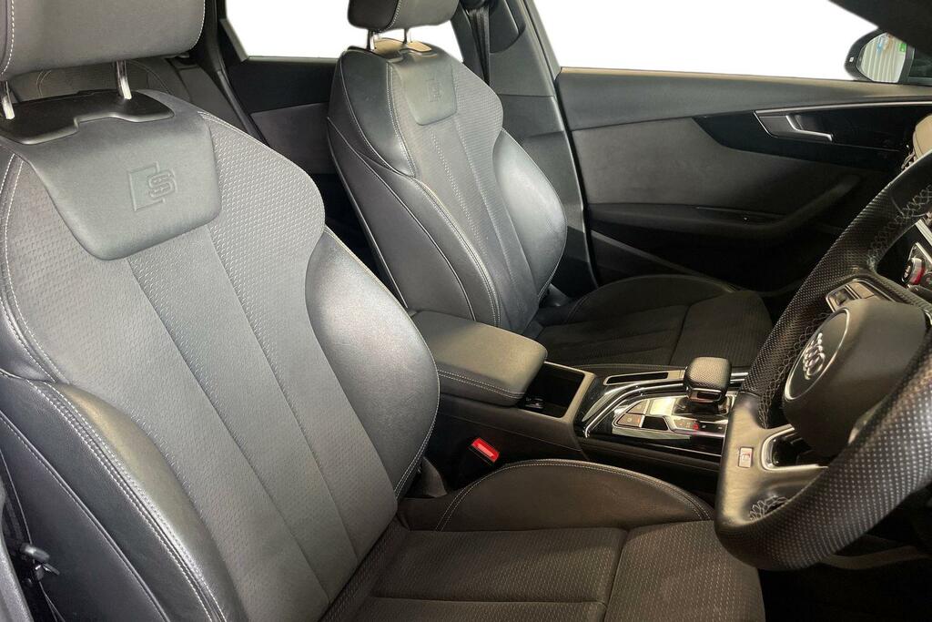 Audi A4 Avant Black Edition Grey #14
