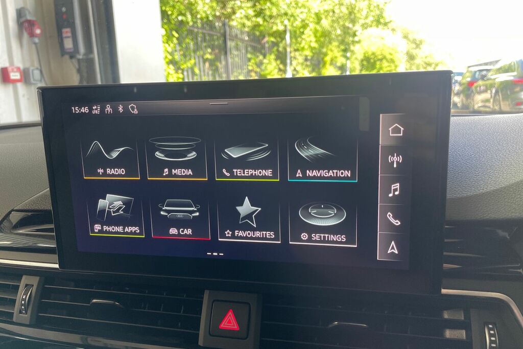 Audi A4 Avant Black Edition Grey #17