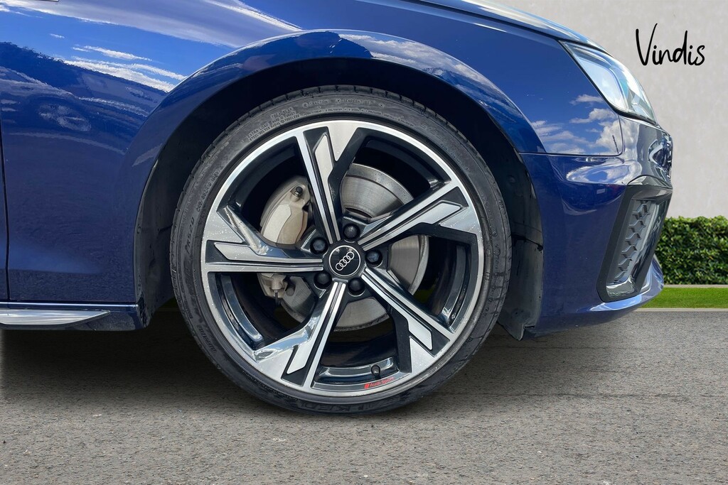 Audi A4 Avant Audi A4 Avant Black Edition 40 Tfsi 204 Ps S Troni Blue #5