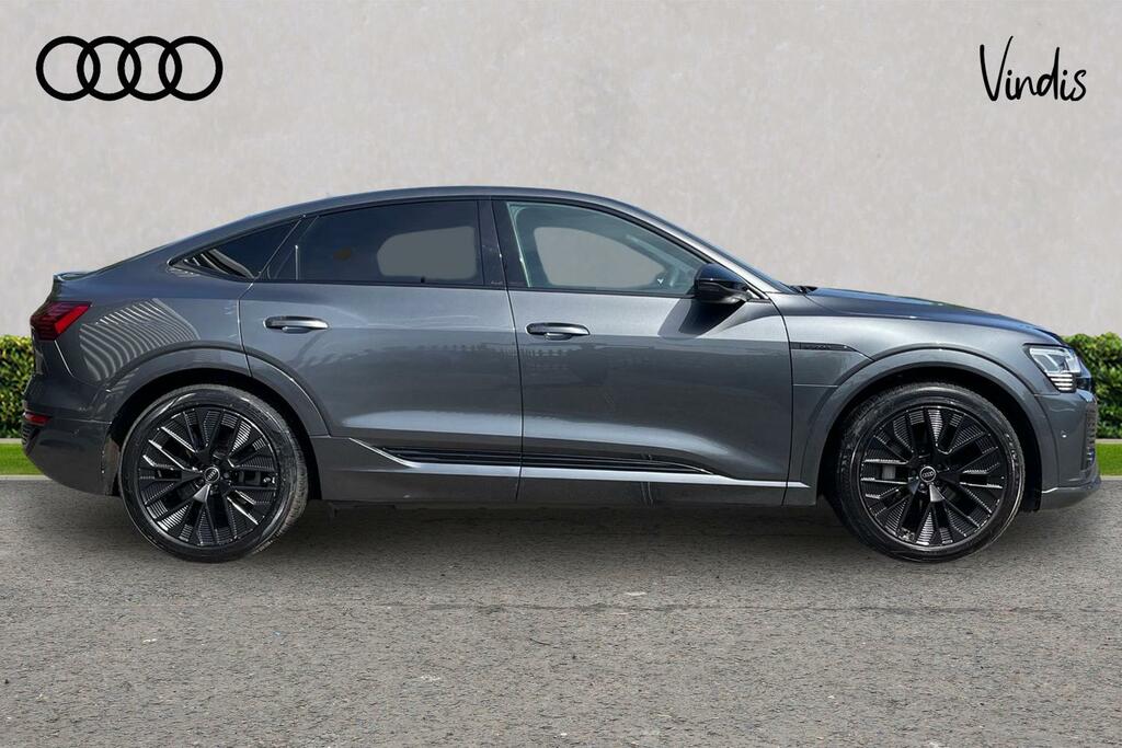 Audi Q8 e tron Audi Q8 Sportback Black Edition 50 E-tron Quattro Grey #4
