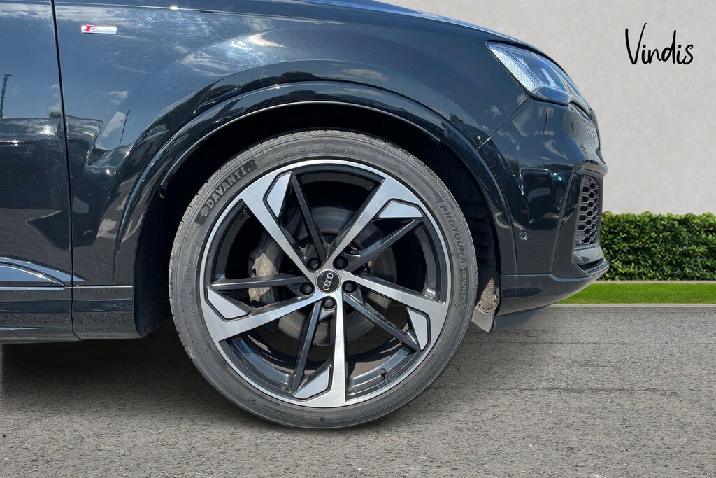 Audi Q7 Audi Q7 Black Edition 55 Tfsi Quattro 340 Ps Tiptr WP22OUH Black #5
