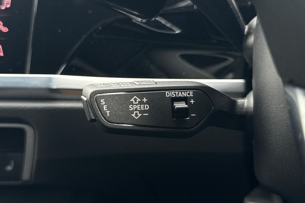 Audi RS Q3 Audi Sport Edition Black #29