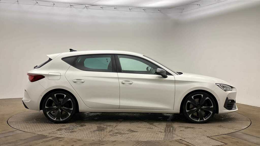 Cupra Leon Cupra Leon Vz2 2.0 Tsi 245 7-Speed White #4