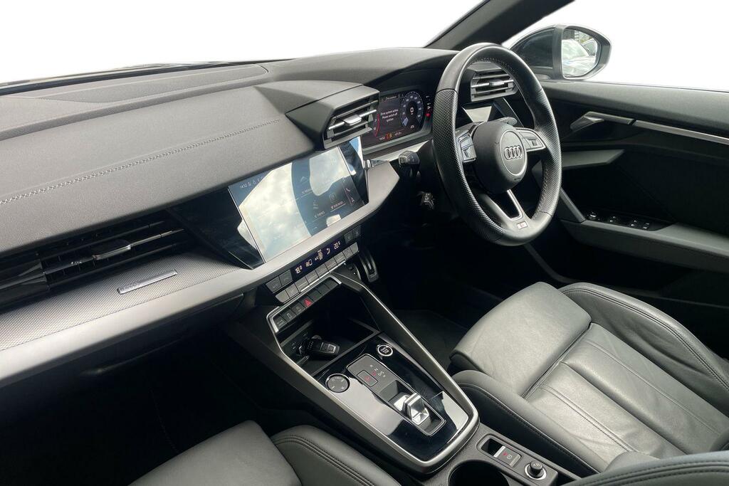 Audi A3 Audi A3 Sportback S Line 35 Tfsi 150 Ps S Tronic LS23BFO Black #2