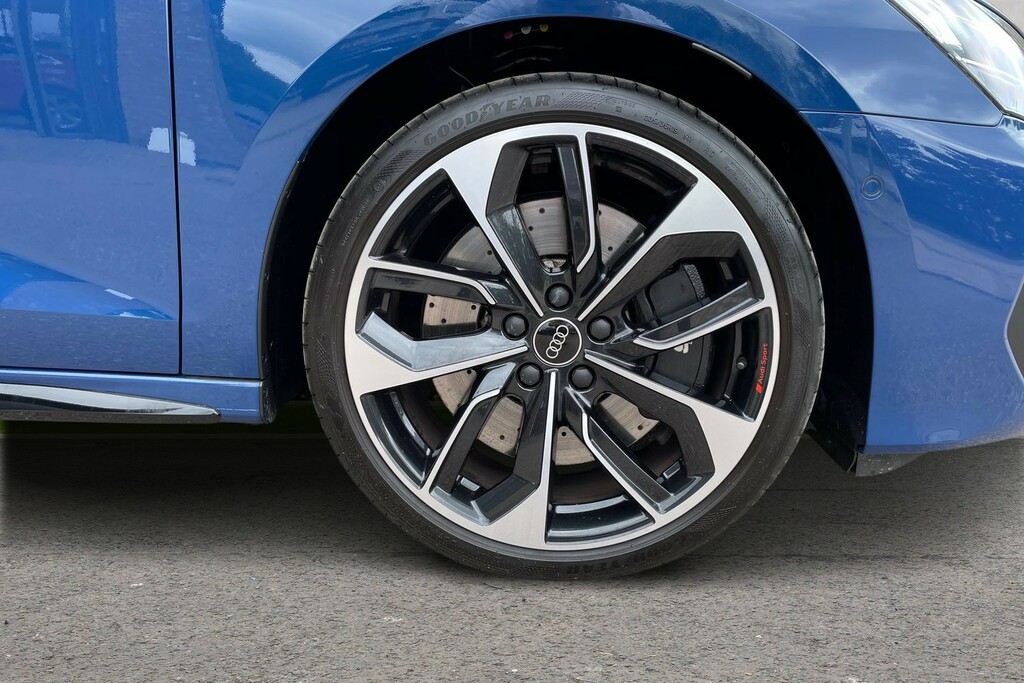 Audi A3 Audi S3 Sportback Black Edition Tfsi 333 Ps S Tron AK74FZW Blue #5
