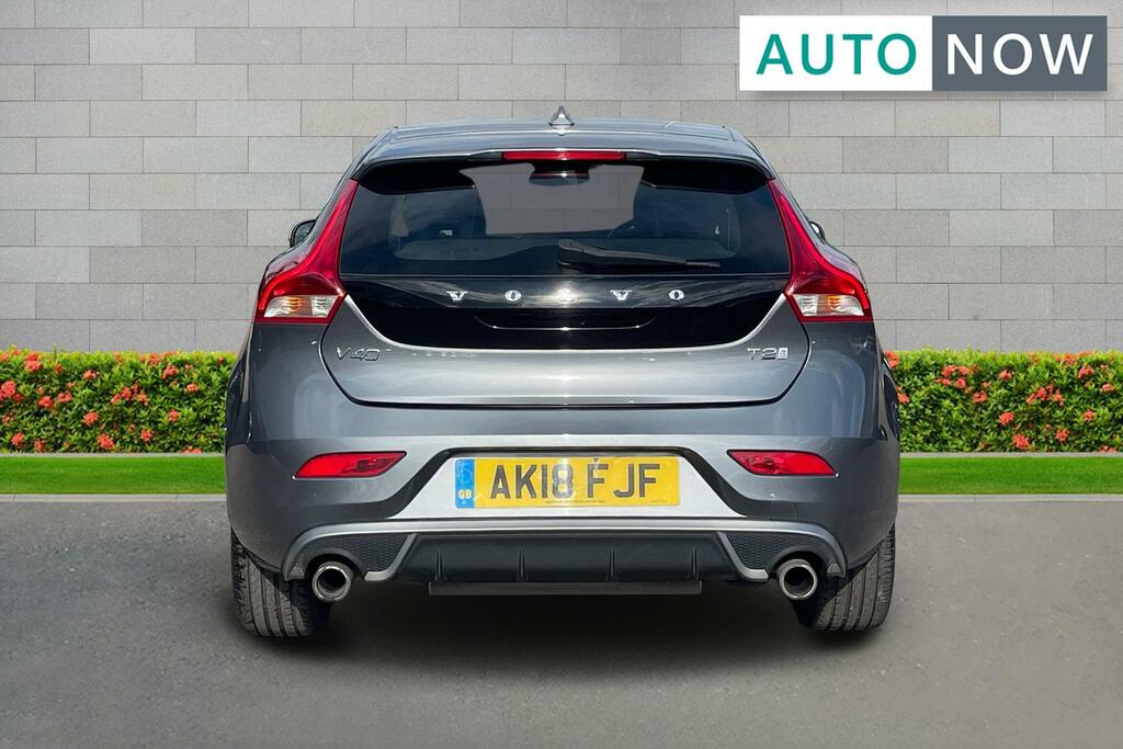 Volvo V40 Volvo V40 2.0 T2 R-design Hatchback Man Grey #3