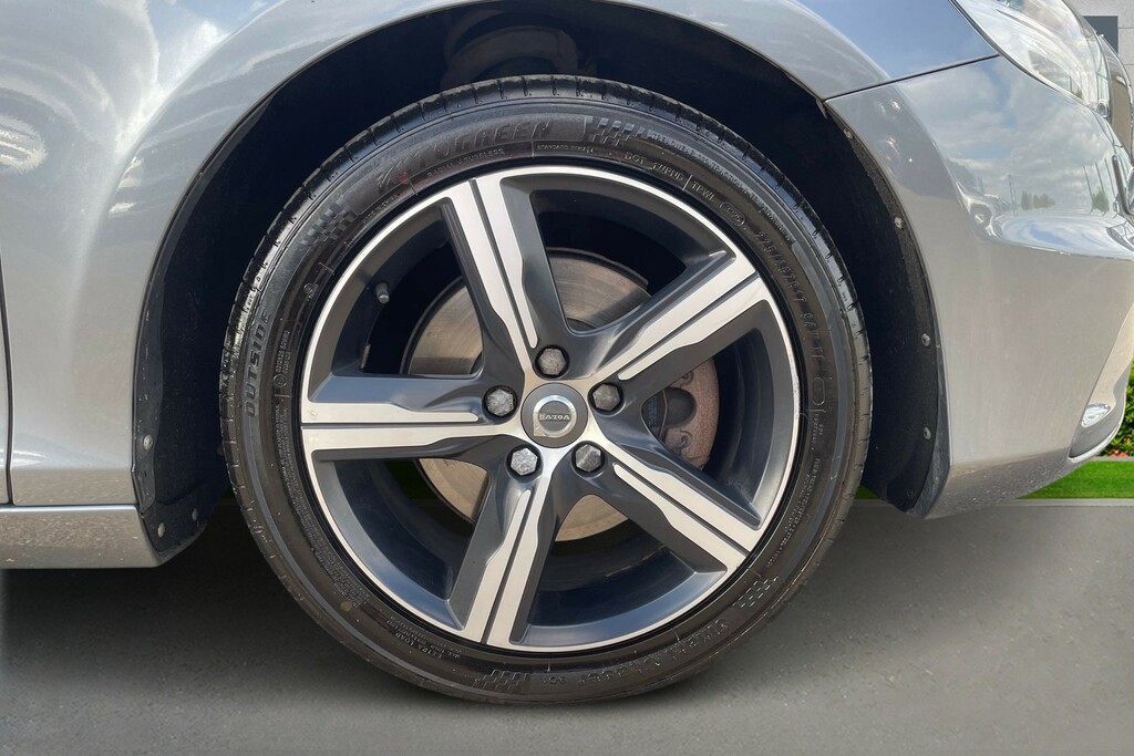 Volvo V40 Volvo V40 2.0 T2 R-design Hatchback Man Grey #6