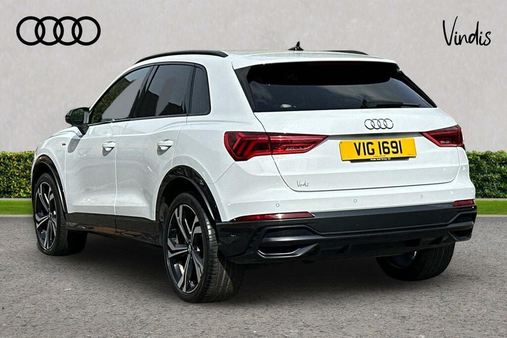 Audi Q3 Audi Q3 Edition 1 35 Tfsi 150 Ps S Tronic White #3