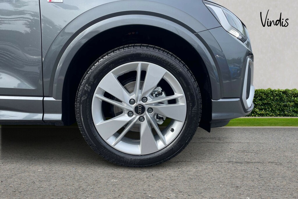 Audi Q2 Audi Q2 Estate 35 Tfsi S Line S Tronic Grey #5