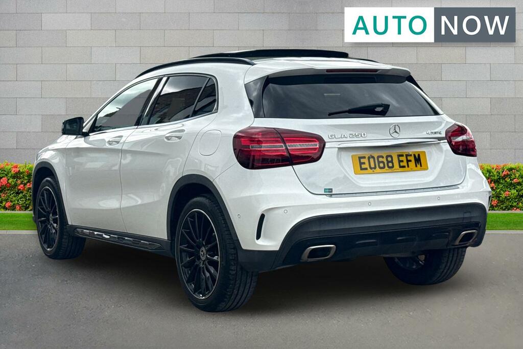 Mercedes-Benz GLA Class Mercedes-benz Gla 2.0 Gla250 Amg Line Premium Plu White #3