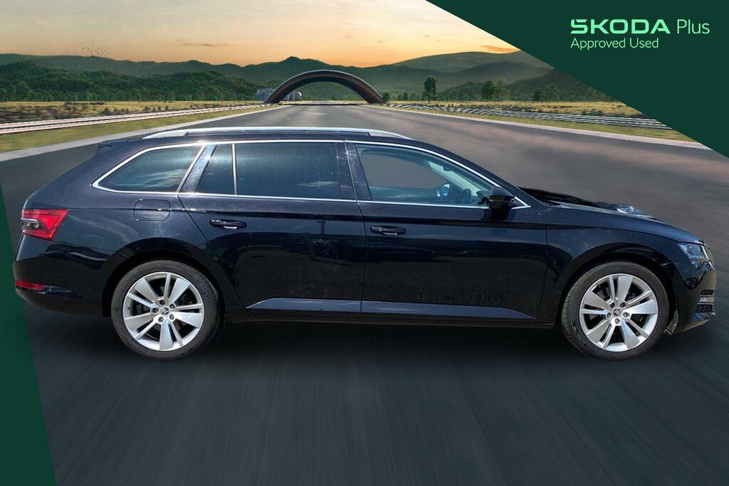 Skoda Superb Skoda Superb Se L 2.0 Tdi 150 Ps Dsg EU22JVV Black #5
