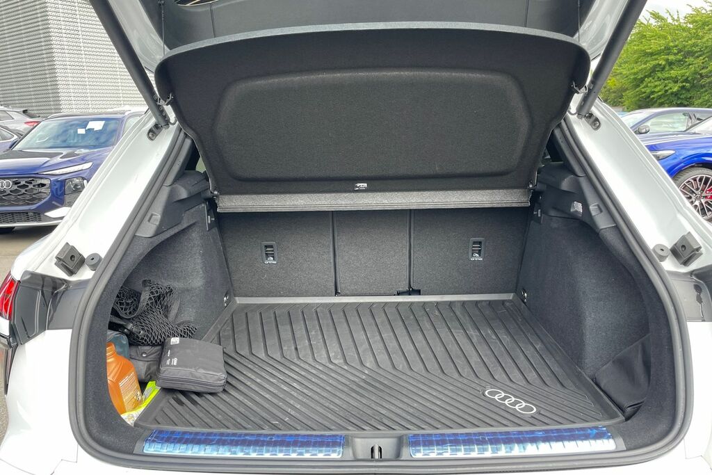 Audi Q3 Black Edition 35 Tdi 150 Ps S Tronic Grey #9