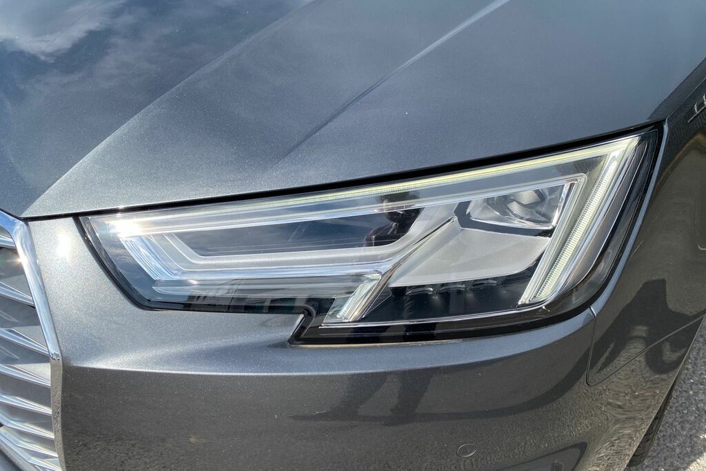 Audi A4 Avant 2.0L Avant Tdi Quattro S Line 188 Bhp Black #26