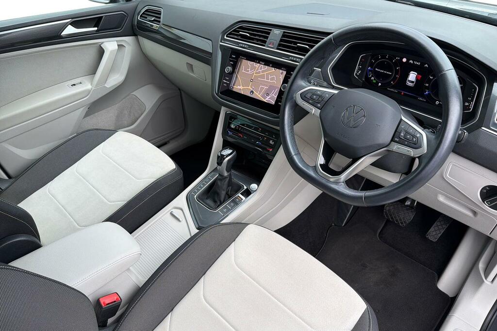 Volkswagen Tiguan Volkswagen Tiguan Estate 1.5 Tsi 150 Elegance Grey #6