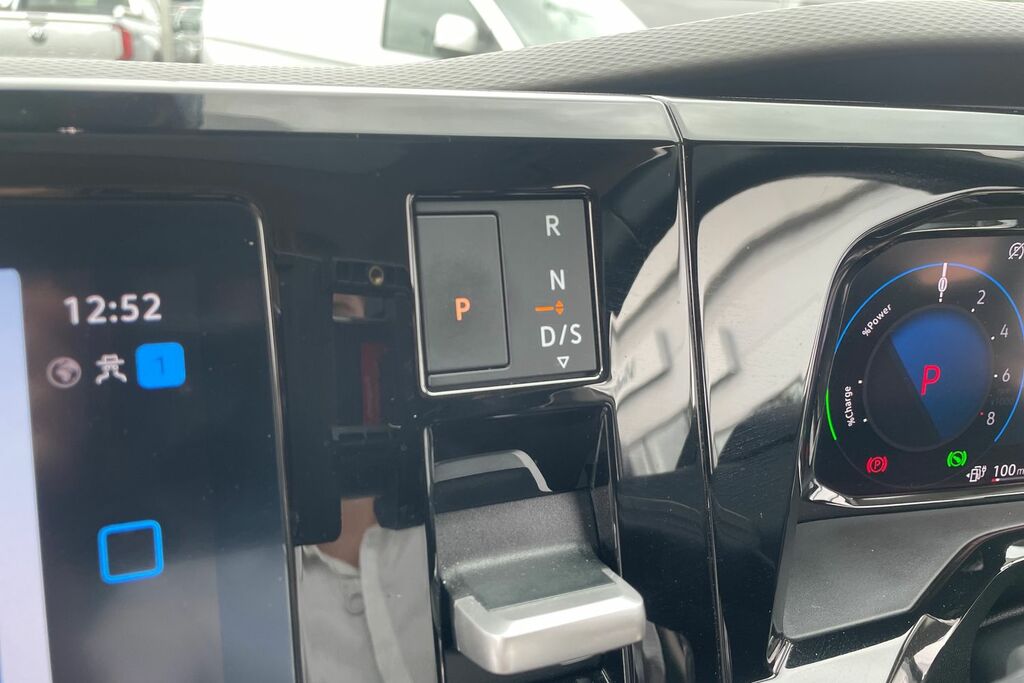 Volkswagen Multivan 1.4 Tsi 13Kwh Style Mpv Plug In Hybrid Grey #24