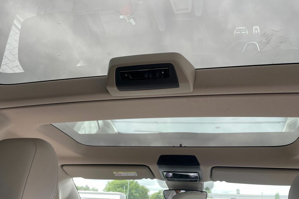Volkswagen Multivan 1.4 Tsi 13Kwh Style Mpv Plug In Hybrid Grey #36