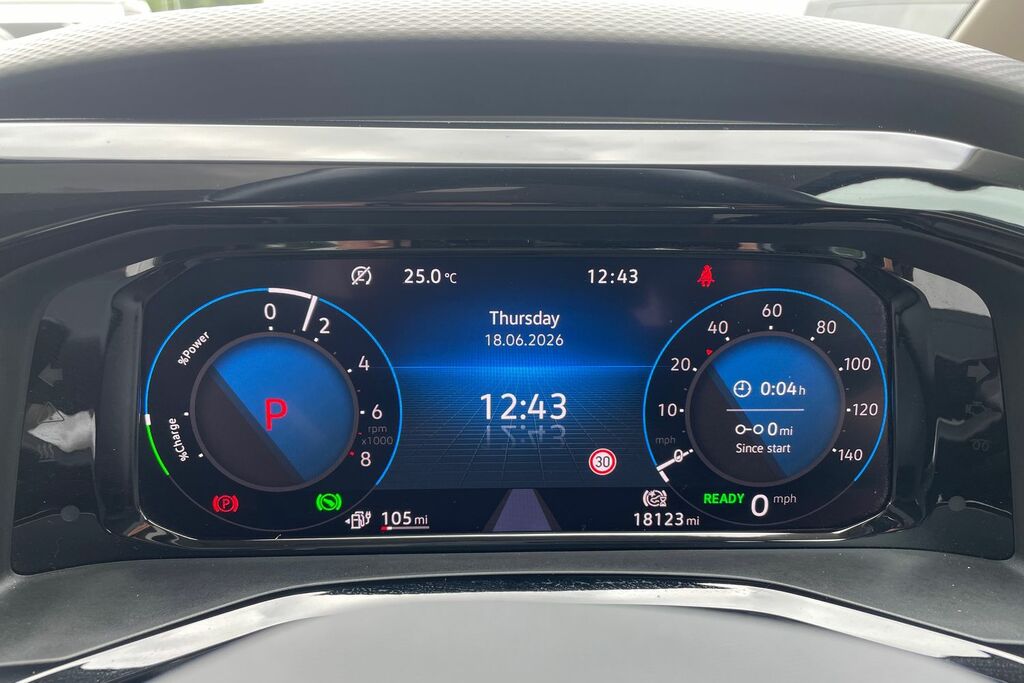 Volkswagen Multivan 1.4 Tsi 13Kwh Style Mpv Plug In Hybrid Grey #21