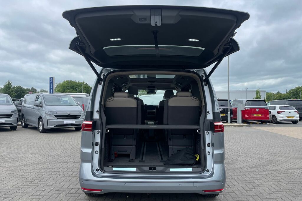 Volkswagen Multivan 1.4 Tsi 13Kwh Style Mpv Plug In Hybrid Grey #9
