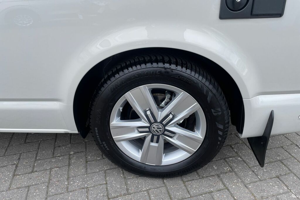 Volkswagen California Mpv Black #53