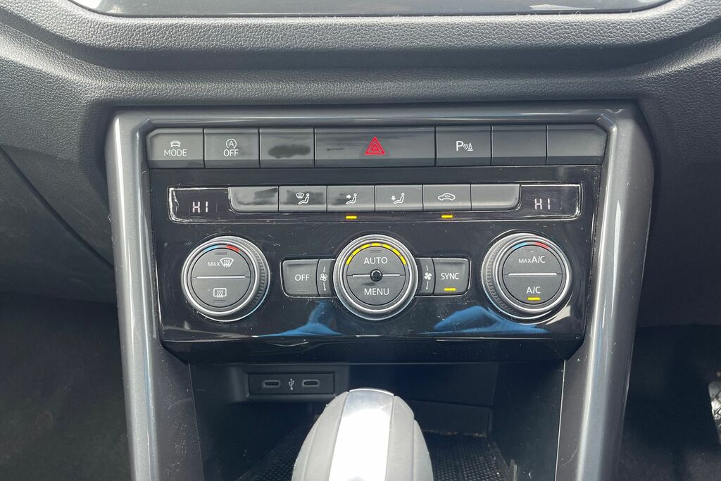 Volkswagen T-Roc White #13