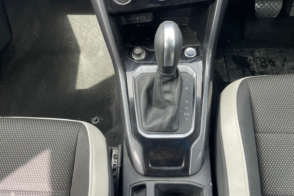 Volkswagen T-Roc White #8