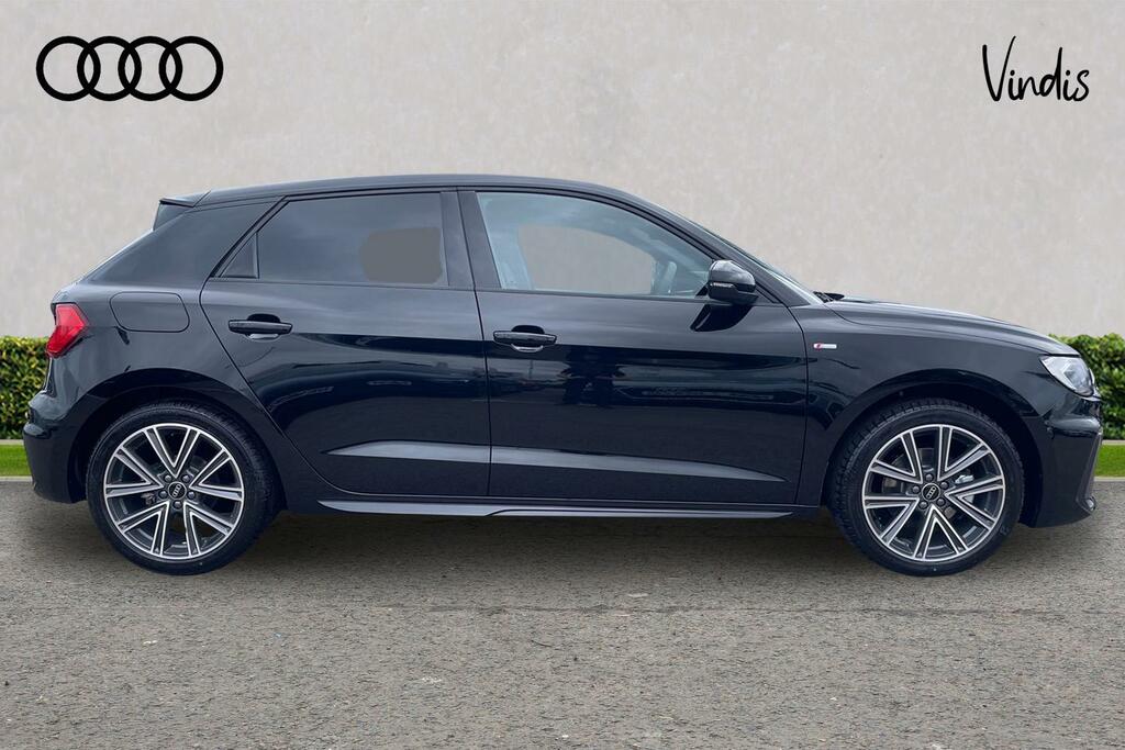 Audi A1 Audi A1 Sportback S Line 35 Tfsi 150 Ps S Tronic KO26FTE Black #4