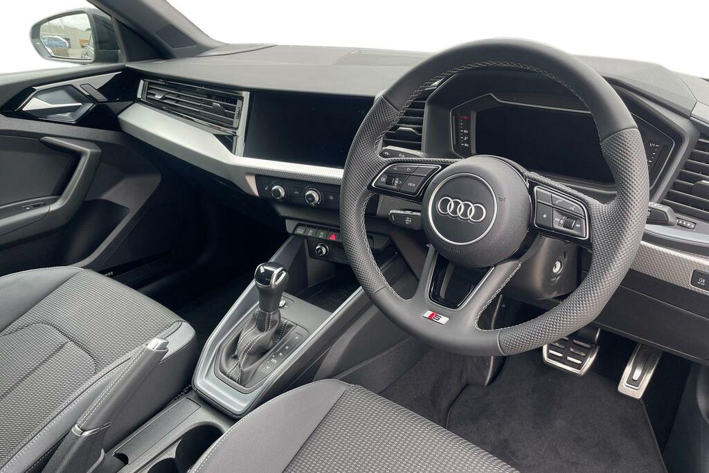 Audi A1 Audi A1 Sportback S Line 35 Tfsi 150 Ps S Tronic KO26FTE Black #6
