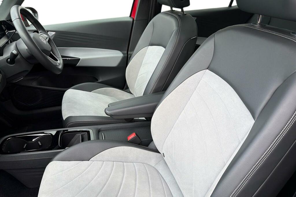 Volkswagen ID.3 Hatchback Pro Performance 58Kwh Life 202 Red #10