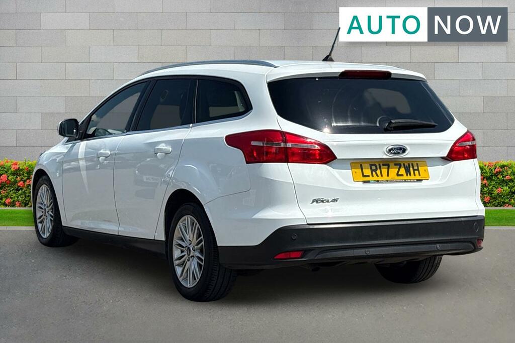 Ford Focus Ford Focus 1.5 Tdci Zetec Edition Estate Diese White #4