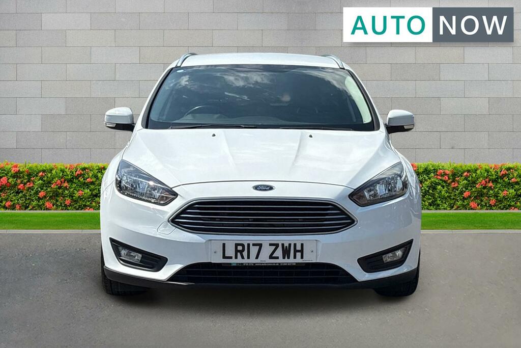 Ford Focus Ford Focus 1.5 Tdci Zetec Edition Estate Diese White #2