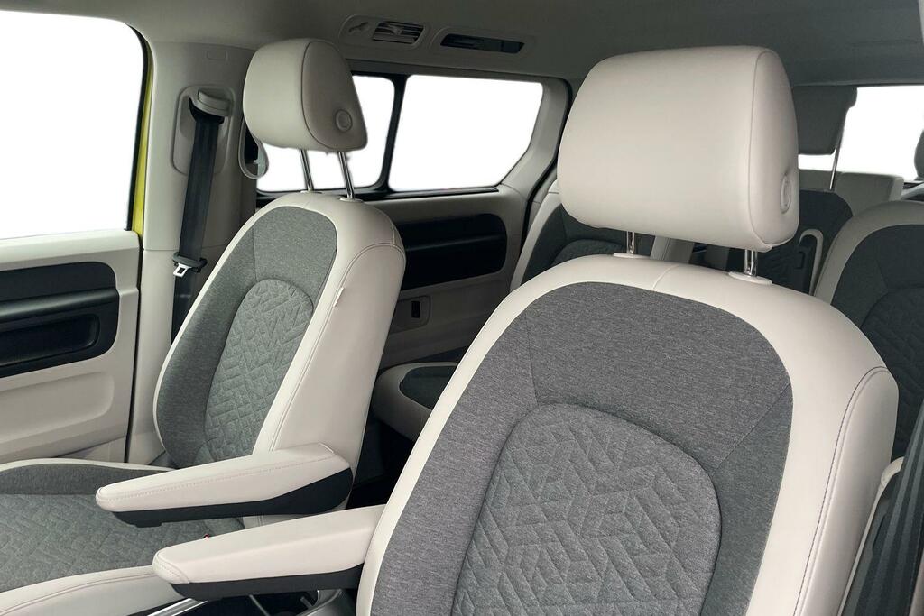 Volkswagen ID.Buzz Pro 79Kwh Gtx Mpv 4Motion Silver #10