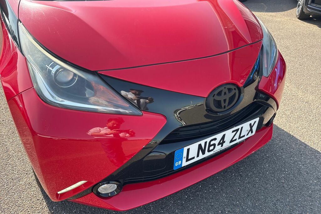 Toyota Aygo  Red #9