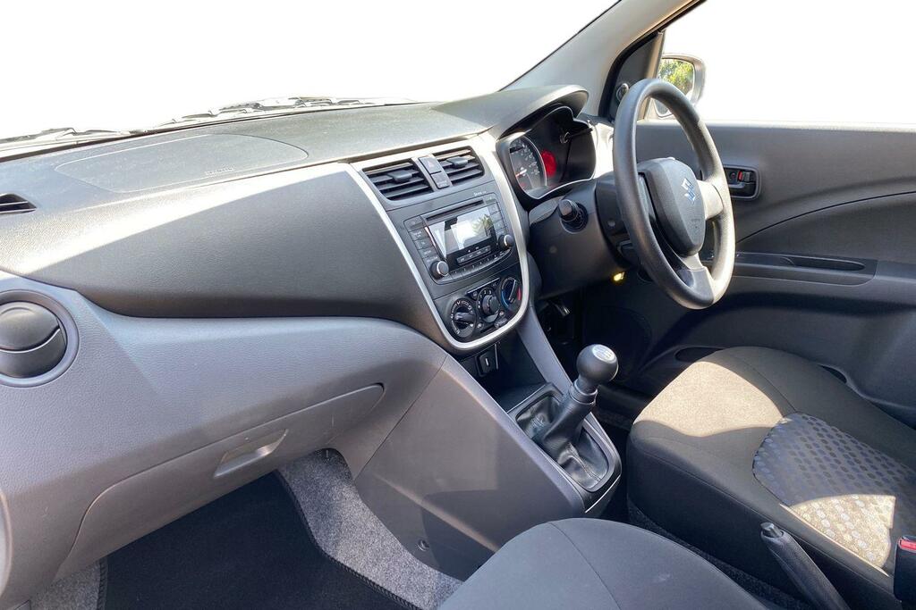 Suzuki Celerio Suzuki Celerio 1.0 Sz3 Hatchback White #2