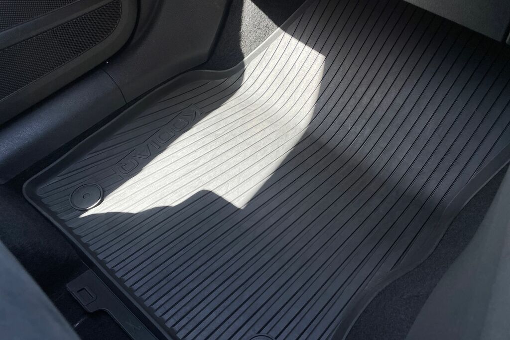 Skoda Kodiaq Automatic White #36