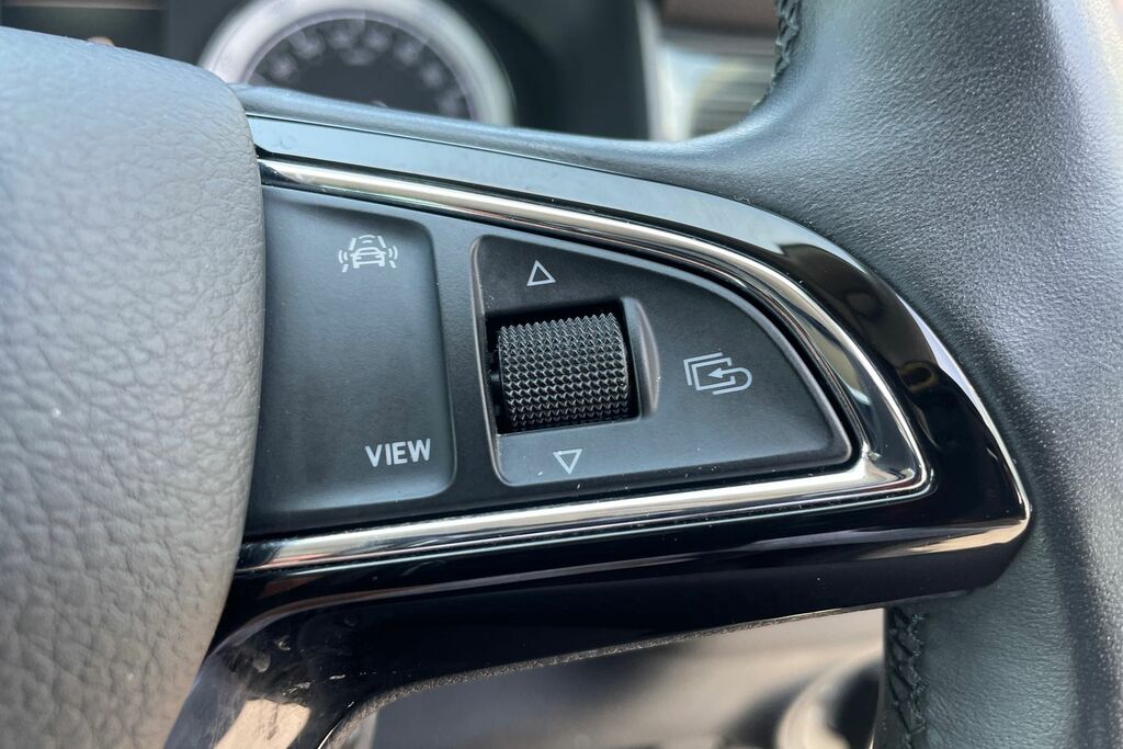Skoda Kodiaq Automatic White #34