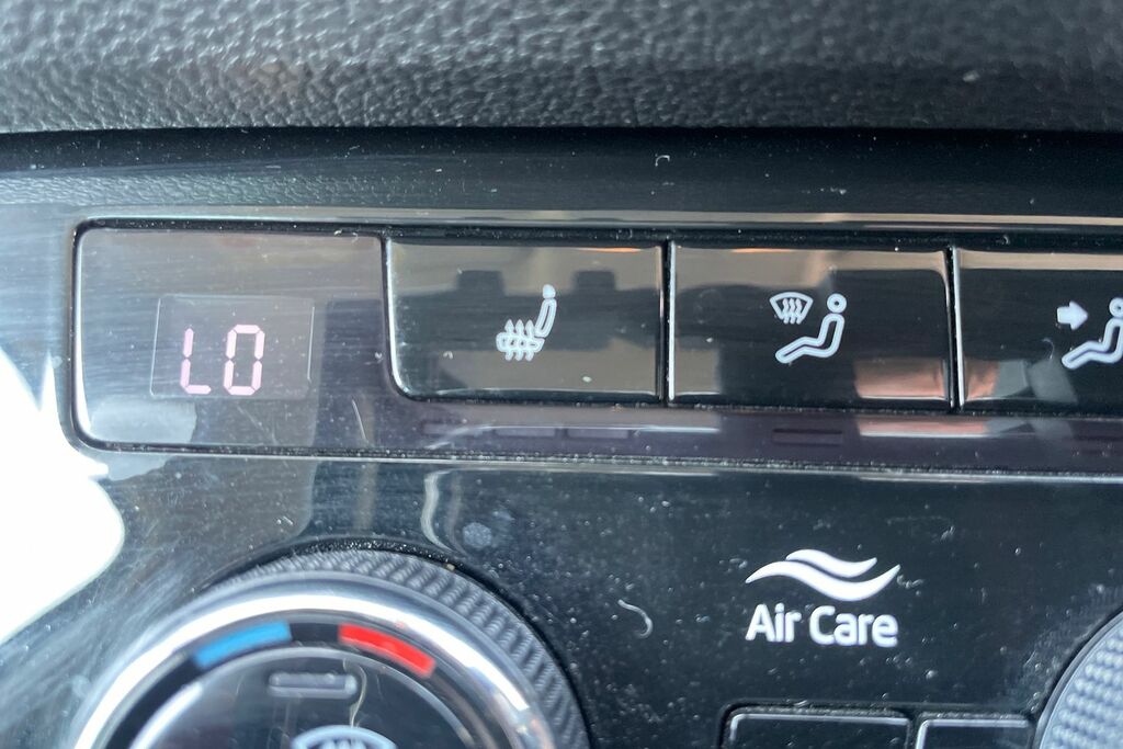 Skoda Kodiaq Automatic White #29
