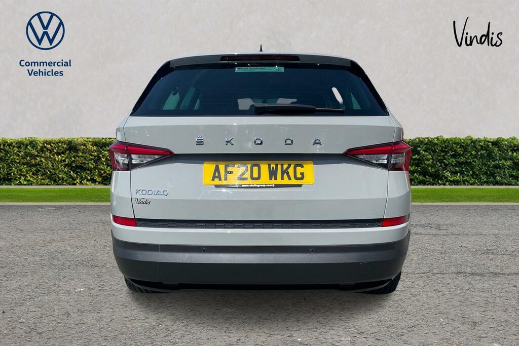 Skoda Kodiaq Automatic White #7