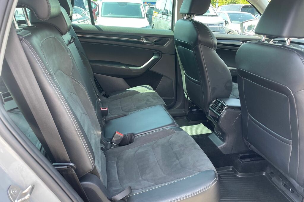 Skoda Kodiaq Automatic White #41
