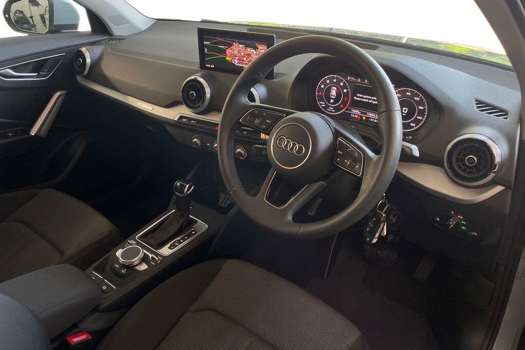 Audi Q2 Audi Q2 Sport 35 Tfsi 150 Ps S Tronic Grey #6