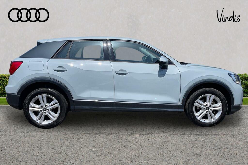 Audi Q2 Audi Q2 Sport 35 Tfsi 150 Ps S Tronic Grey #4