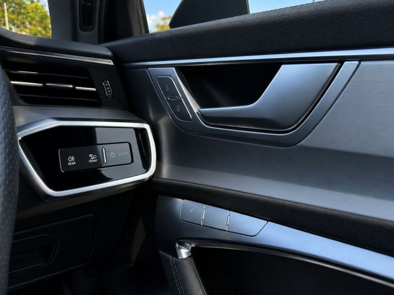 Audi A6 Avant Automatic Black #21