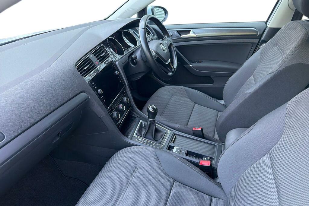 Volkswagen Golf Volkswagen Golf Se Navigation Tsi Evo Silver #2