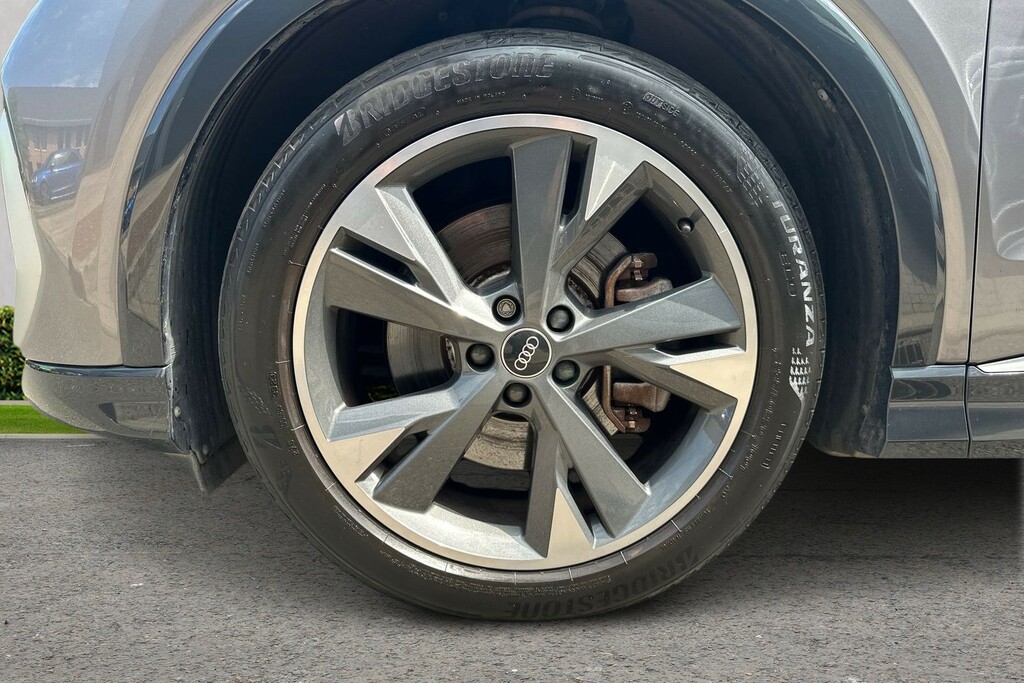 Audi Q4 E Tron Audi Q4 E-tron Q4 S Line 40 E-tron 150,00 Kw Grey #5