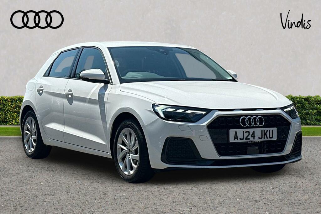 Audi A1 Audi A1 Sportback Sport 25 Tfsi 95 Ps 5-Speed White