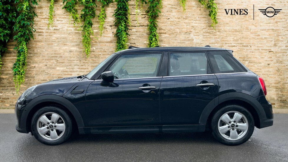 Mini Hatch 5-Door Hatch Cooper Classic LX23JCU Black #3